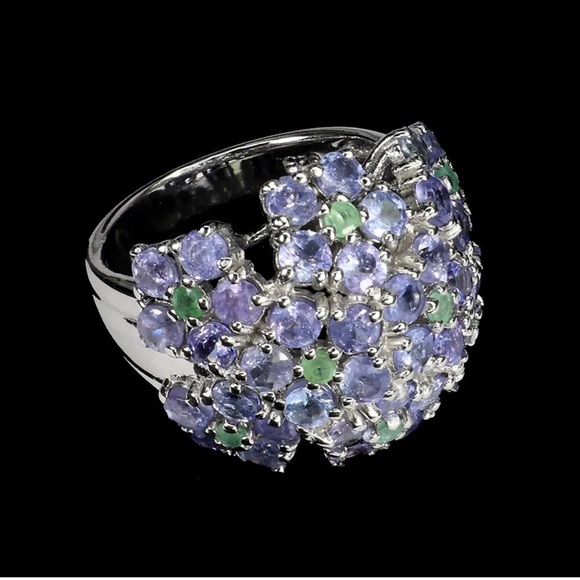 Jewelry - Ring Size 8.5 Round Blue Tanzanite 3 mm Emerald 925 Sterling Silver